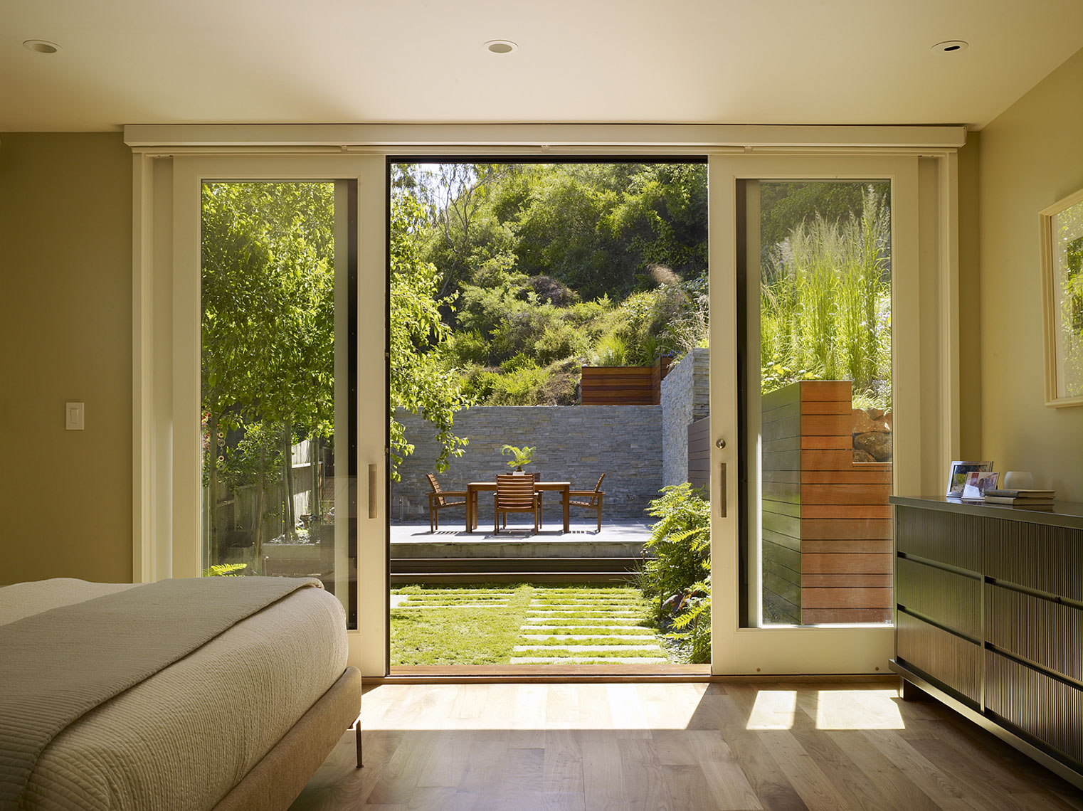 Sliding Doors